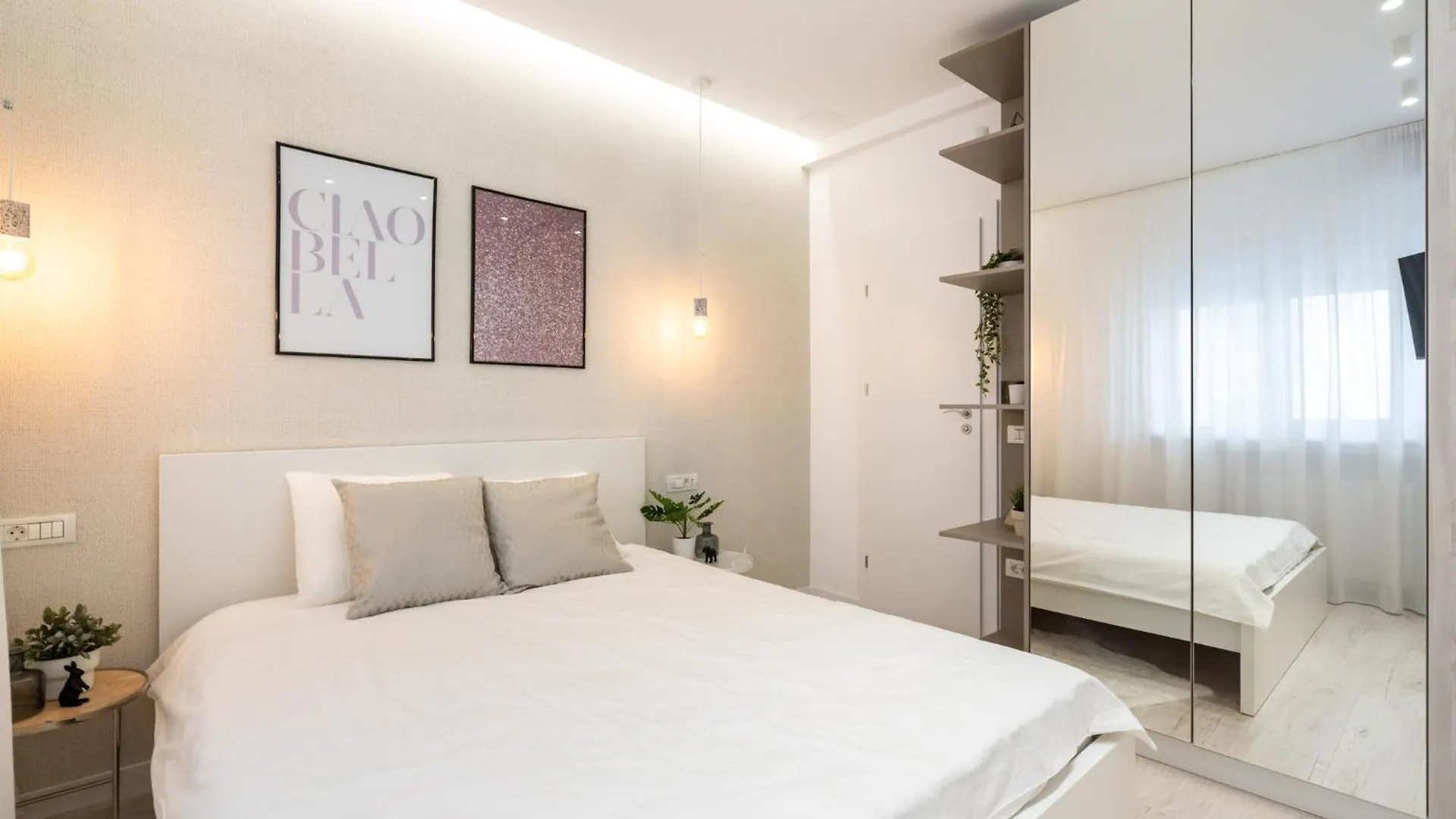 Apartament Elegant City Escape With Balcony Calea Victoriei Bukareszt